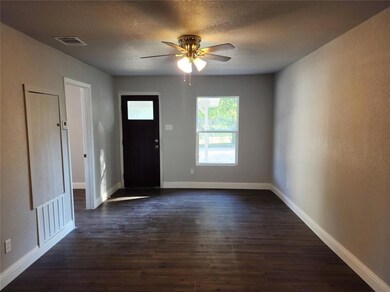201 Russell St unit C, Fort Worth, TX 76108 - photo 6