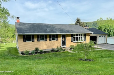 136 Ingalls Rd, Cheshire, MA 01225 - photo 2