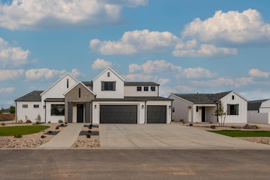 5166 N 2570, Cedar City, UT 84721 - photo 2