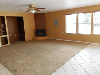 7733 Veracruz (Rear) Ave, El Paso, TX 79915 - photo 3