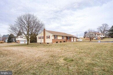 125 Sunset Rd, New Holland, PA 17557 - photo 5