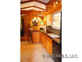 271 Brooklyn Rd, Asheville, NC 28803 - photo 5