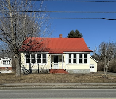947 W Main St, Dover-Foxcroft, ME 04426 - photo 4