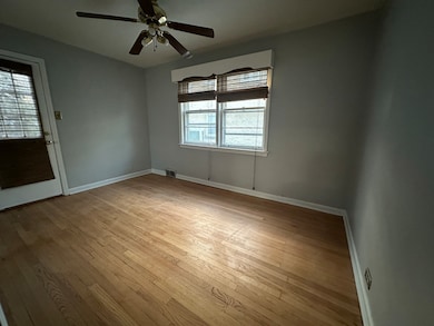 5265 W Devon Ave, Chicago, IL 60646 - photo 7