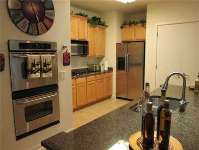 Amazing Kitchen With Granite Countertops, Stainles