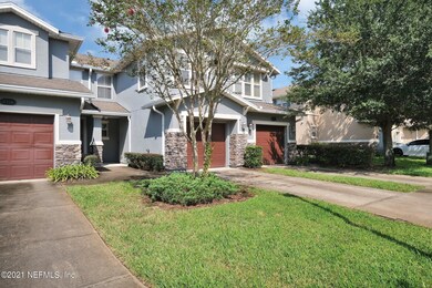 2372 Red Moon Dr, Jacksonville, FL 32216 - photo 3