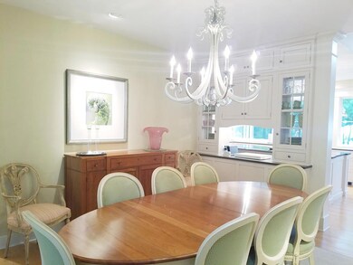 Dining Room (2)