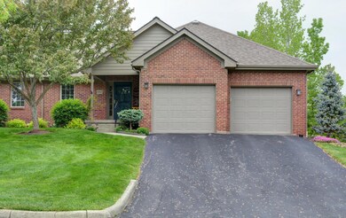 892 Village Brook Way, Columbus, OH 43235 - photo 2