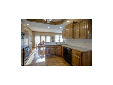 Kitchen has Cath/Vaulted Ceiling, Ceiling Fan, Rec