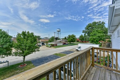 7503 W 72nd St unit C, Bridgeview, IL 60455 - photo 3