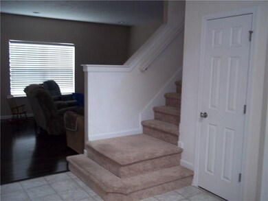 883 Grandiflora Dr, Greenwood, IN 46143 - photo 3