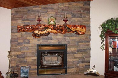 Fireplace and Mantel(1)