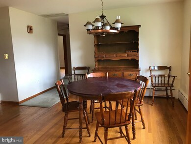 4791 Cherry Ln, Center Valley, PA 18034 - photo 5