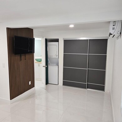 206 NE 13th St unit A, Fort Lauderdale, FL 33304 - photo 2