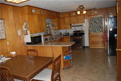 Eat in kitchen - solid surface counters, pantry