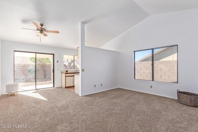 10066 E Skyward Way, Tucson, AZ 85730 - photo 4