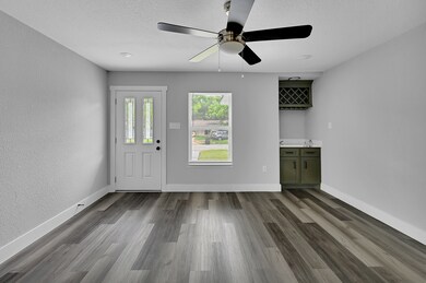 Living room, 12 mil waterproof click lock luxury v