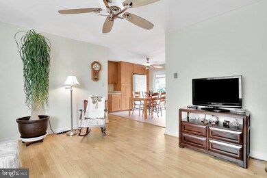 1122 Outer Dr, Hagerstown, MD 21742 - photo 4