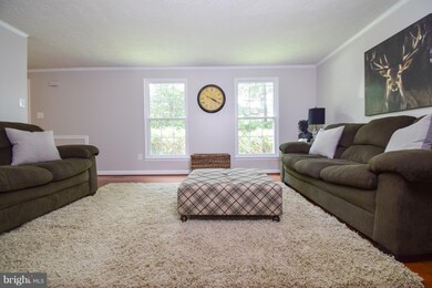 15013 Woodglen Ct, Dumfries, VA 22025 - photo 4