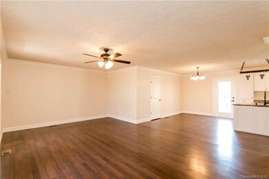 40 Famous Dr, Concord, NC 28025 - photo 4