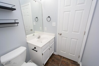 184 Aulbern Dr W unit W, Mount Washington, KY 40047 - photo 3