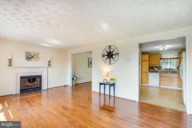 1300 Fairway Dr, Westminster, MD 21158 - photo 7