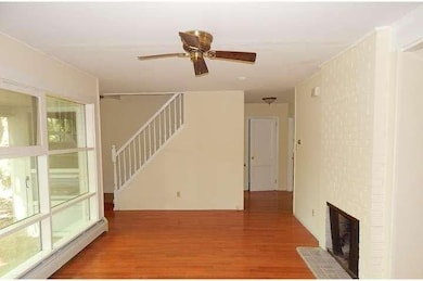 8618 Patton Rd, Glenside, PA 19038 - photo 2