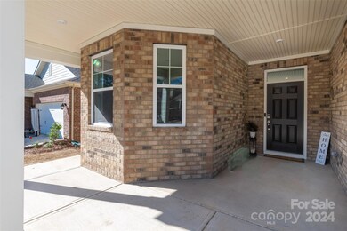 Look at all the room for your chairs.