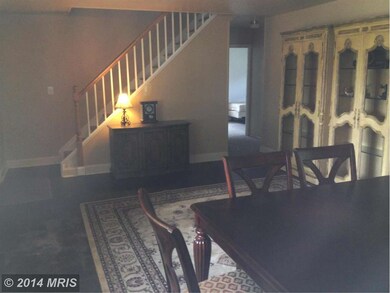 12419 Kemmerton Ln, Bowie, MD 20715 - photo 6