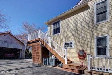 240 Pemberwick Rd unit 2, Greenwich, CT 06831 - photo 3