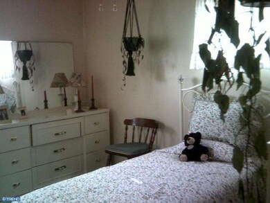 218 Patricia Ln, Runnemede, NJ 08078 - photo 6