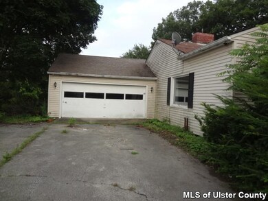 40 Valley View Rd, Poughkeepsie, NY 12603 - photo 3