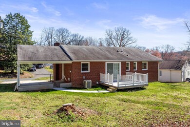4139 Anderson Rd, Triangle, VA 22172 - photo 7