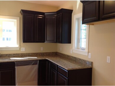 26 Worthen Rd unit 10B, Durham, NH 03824 - photo 7