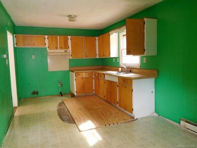 3709 Hamilton Dr, Gastonia, NC 28052 - photo 4