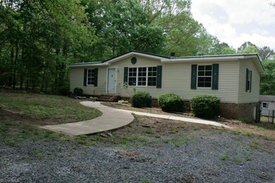 3526 Buffalo Ford Rd, Asheboro, NC 27205 - photo 2