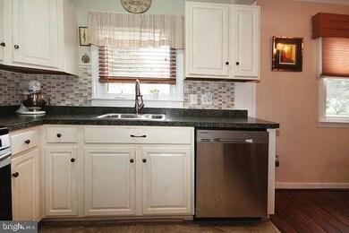 23 Warwick Rd, Stratford, NJ 08084 - photo 4