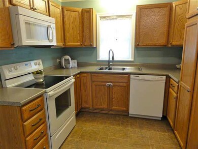 1521 W Harvard Ave, Muncie, IN 47304 - photo 6