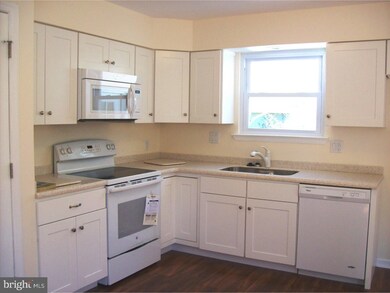 176 Beach Dr, Atco, NJ 08004 - photo 5