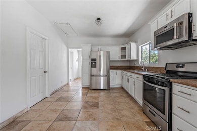 1545 E 41st Place, Los Angeles, CA 90011 - photo 6