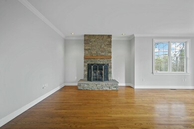 216 East Brow Road