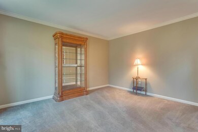 8179 Hillcrest Dr, Manassas, VA 20111 - photo 5