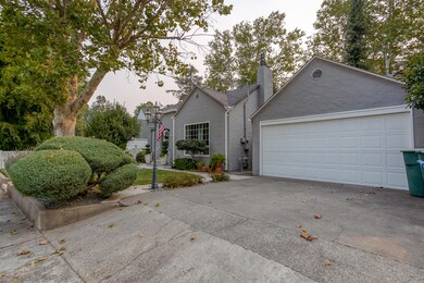 2361 Cliff Dr, Redding, CA 96001 - photo 4
