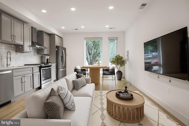 4339 Harrison St NW unit 3, Washington, DC 20015 - photo 5