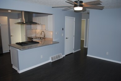Living/Kitchen