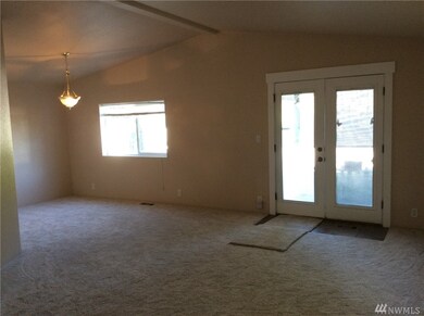 559 Morning View Cir, East Wenatchee, WA 98802 - photo 3