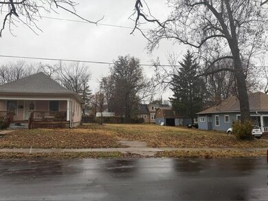 426 E Short Ave, Independence, MO 64050 - photo 2