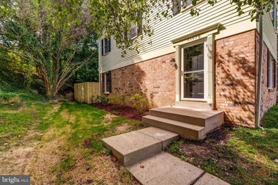 8563 Chester Grove Ct, Springfield, VA 22153 - photo 2