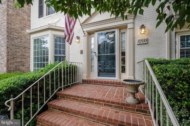 10933 Brewer House Rd, Rockville, MD 20852 - photo 2