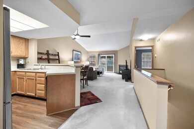 05-Great Room-4532 White Leaf Way - 02